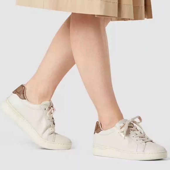 Limited time offer Runs big Coach Clip Low Top Sneaker chalk G4966